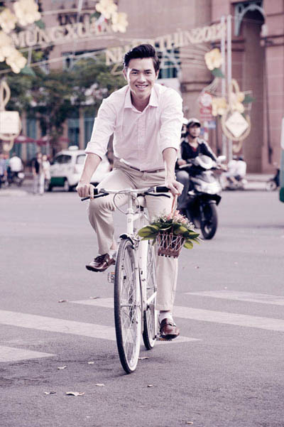 Ch&aacute;nh Nghĩa v&agrave; Trương May